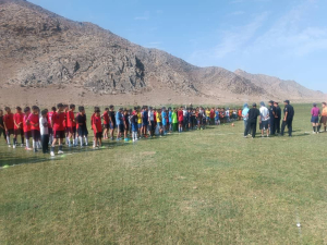 Бужум айылында өспүрүмдөр арасында футбол мелдеши өтүп, коопсуздук камсыздалды