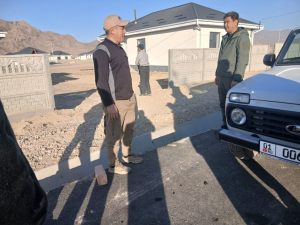 Жаңы Достук конушунда инфраструктураны өнүктүрүү жана жашоо шарттарын жакшыртуу боюнча иштер үзгүлтүксүз уланууда